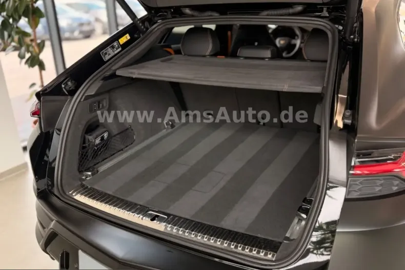 Lamborghini Urus din 2025 cu 12.500 km - oferta LAM244836 - foto 9