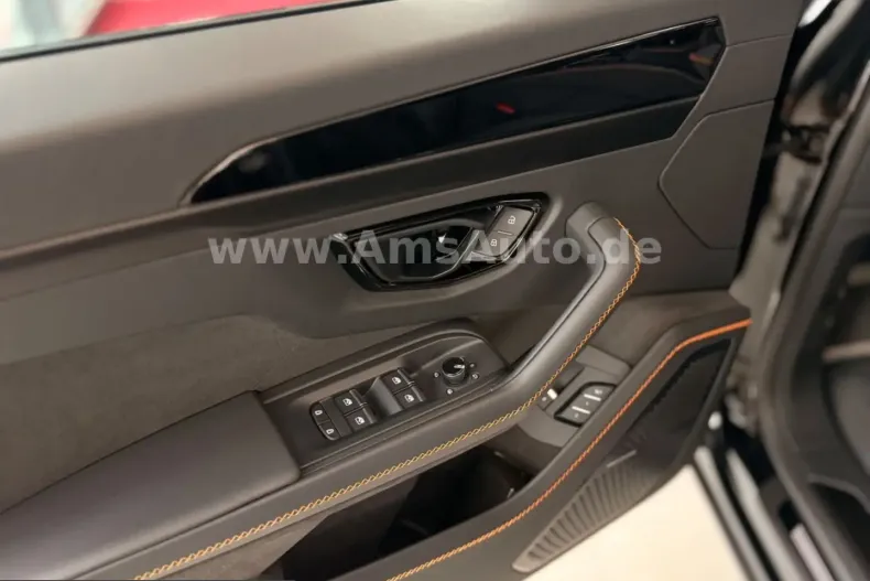 Lamborghini Urus din 2025 cu 12.500 km - oferta LAM244836 - foto 10