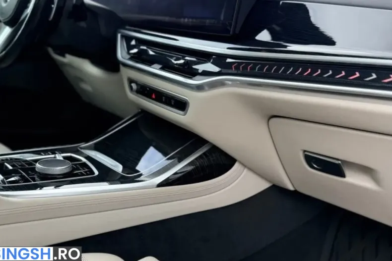 BMW X7 (Seria X) din 2023 cu 35.750 km - oferta BMW244841 - foto 19