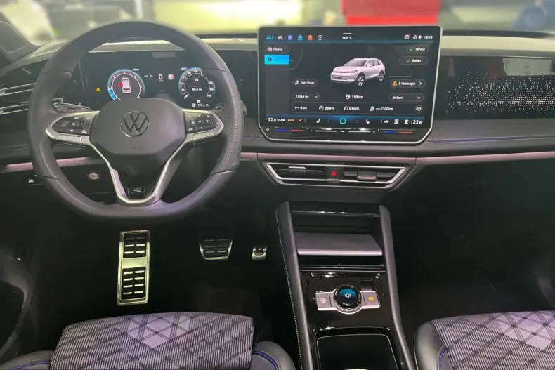 Volkswagen Tiguan din 2025 cu 15.944 km - oferta VOL244846 - foto 11