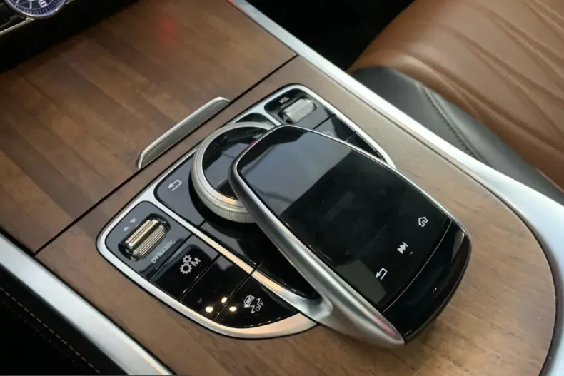 Mercedes-Benz G 400 (Clasa G) din 2023 cu 120.000 km - oferta MER244848 - foto 18