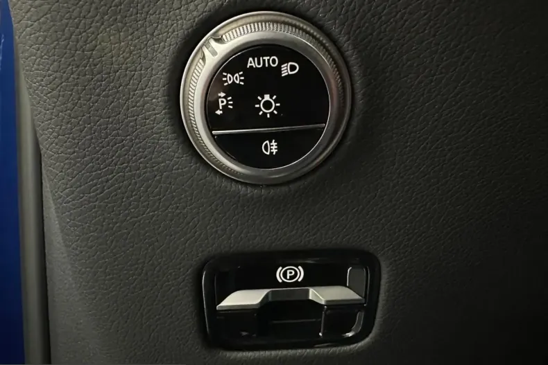 Mercedes-Benz GLC 300 (Clasa GLC) din 2025 cu 19.985 km - oferta MER244856 - foto 28
