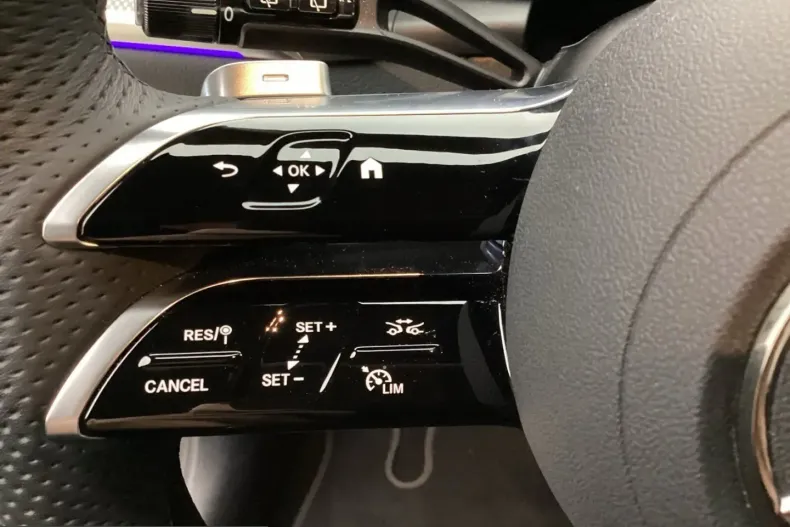 Mercedes-Benz GLC 220 (Clasa GLC) din 2025 cu 21.368 km - oferta MER244858 - foto 13