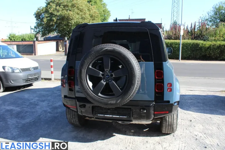 Land Rover Defender din 2024 cu 43.850 km - oferta LAN244859 - foto 6