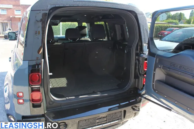 Land Rover Defender din 2024 cu 43.850 km - oferta LAN244859 - foto 9