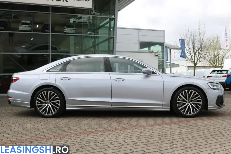 Audi A8 din 2023 cu 51.450 km - oferta AUD244861 - foto 3