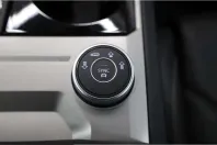 Volkswagen Touareg din 2023 cu 56.570 km - oferta VOL244863 - foto 19