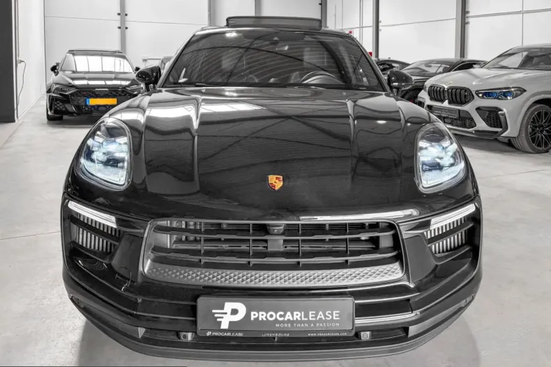 Porsche Macan din 2023 cu 59.900 km - oferta POR244867 - foto 2