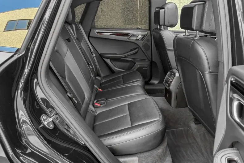 Porsche Macan din 2023 cu 59.900 km - oferta POR244867 - foto 20