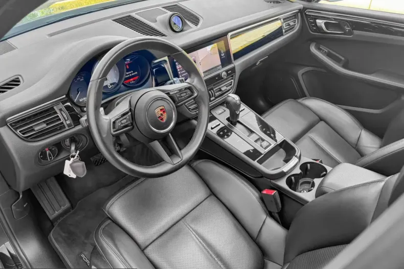 Porsche Macan din 2023 cu 44.500 km - oferta POR244868 - foto 9