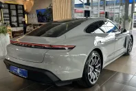 Porsche Taycan din 2024 cu 17.386 km - oferta POR244870 - foto 8