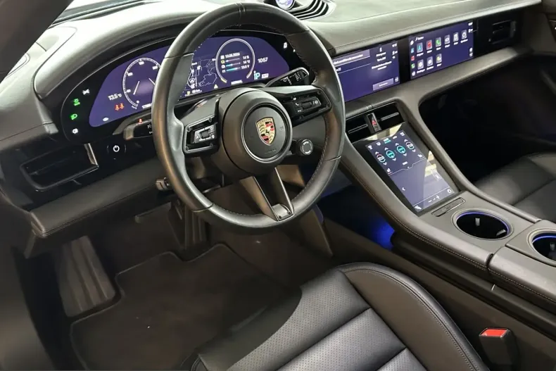 Porsche Taycan din 2024 cu 17.386 km - oferta POR244870 - foto 15