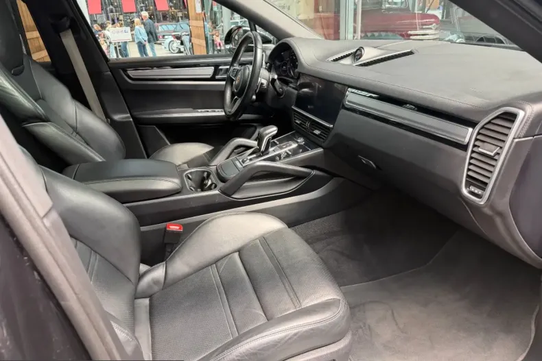 Porsche Cayenne din 2022 cu 65.000 km - oferta POR244873 - foto 3