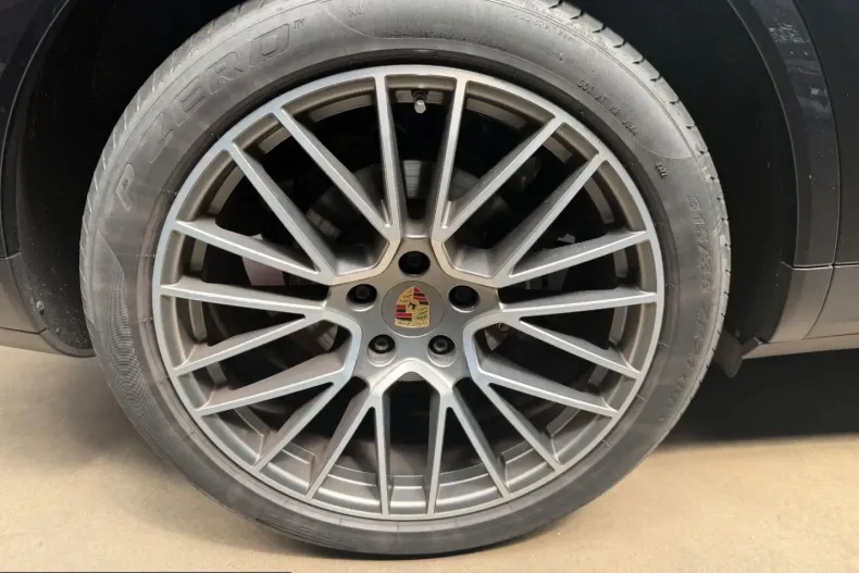 Porsche Cayenne din 2022 cu 65.000 km - oferta POR244873 - foto 13