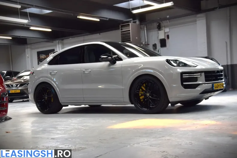 Porsche Cayenne din 2024 cu 42.795 km - oferta POR244875 - foto 26