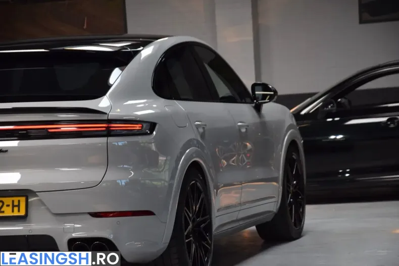 Porsche Cayenne din 2024 cu 42.795 km - oferta POR244875 - foto 32