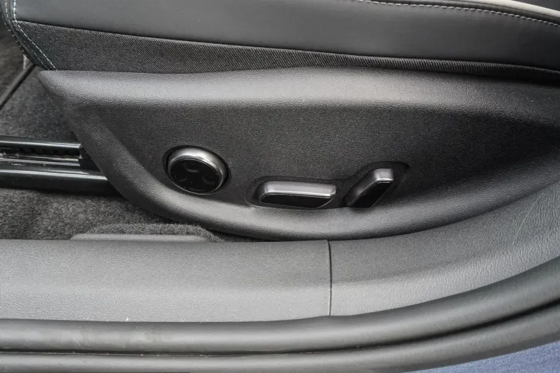 BYD Seal din 2025 cu 17.859 km - oferta BYD244878 - foto 16