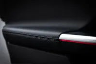 Mercedes-Benz C 300 (Clasa C) din 2022 cu 74.760 km - oferta MER244888 - foto 27