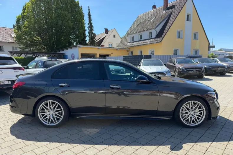Mercedes-Benz C 43 AMG (Clasa C) din 2024 cu 25.500 km - oferta MER244892 - foto 4