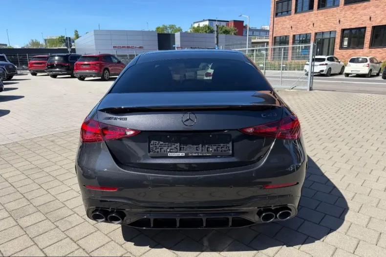 Mercedes-Benz C 43 AMG (Clasa C) din 2024 cu 25.500 km - oferta MER244892 - foto 6