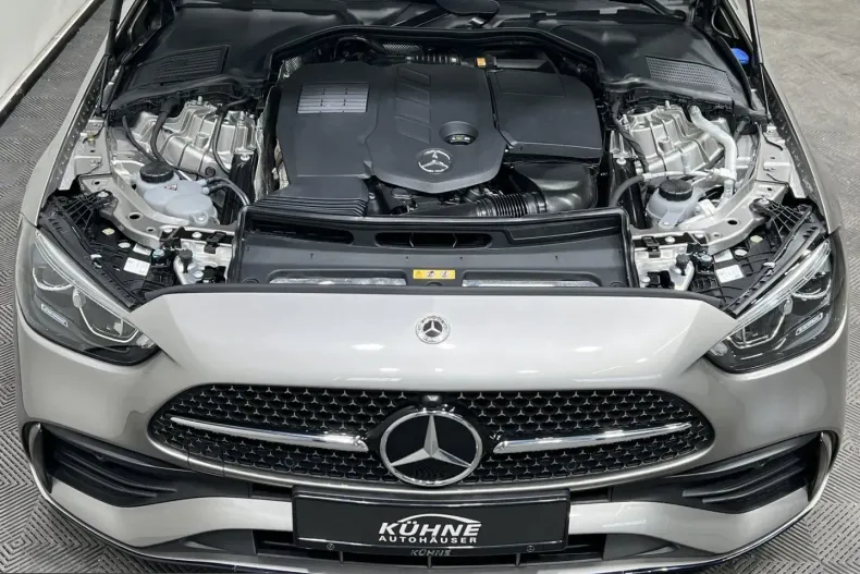 Mercedes-Benz C 300 (Clasa C) din 2024 cu 31.253 km - oferta MER244893 - foto 32