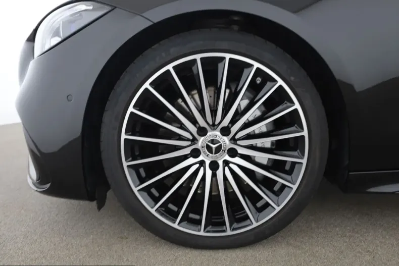 Mercedes-Benz C 300 (Clasa C) din 2023 cu 50.600 km - oferta MER244895 - foto 17