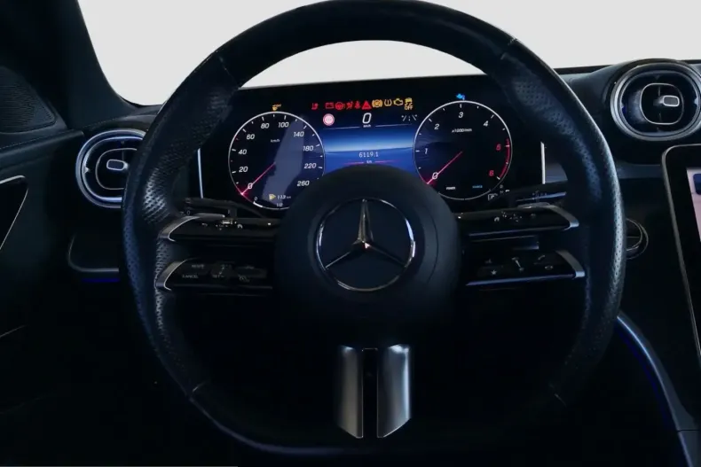Mercedes-Benz C 300 (Clasa C) din 2023 cu 36.120 km - oferta MER244898 - foto 10