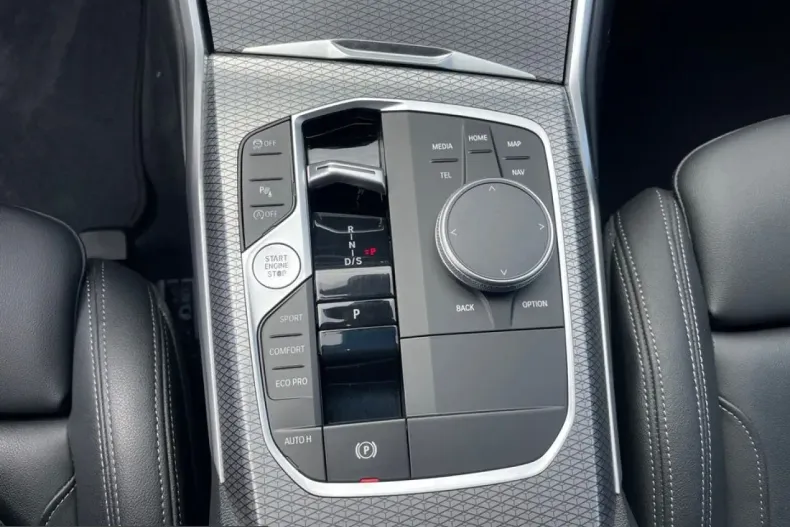 BMW 330 (Seria 3) din 2023 cu 31.005 km - oferta BMW244915 - foto 8