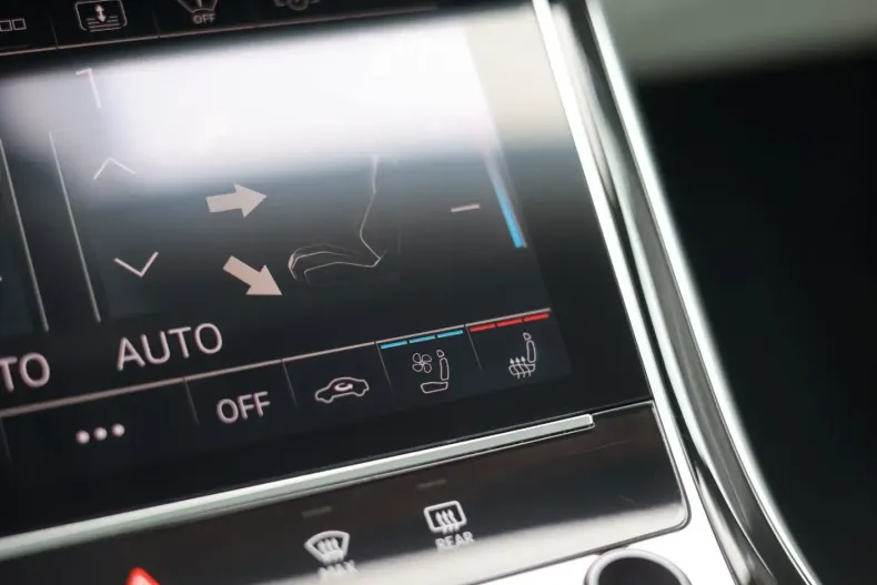 Audi A8 din 2024 cu 58.560 km - oferta AUD244919 - foto 28