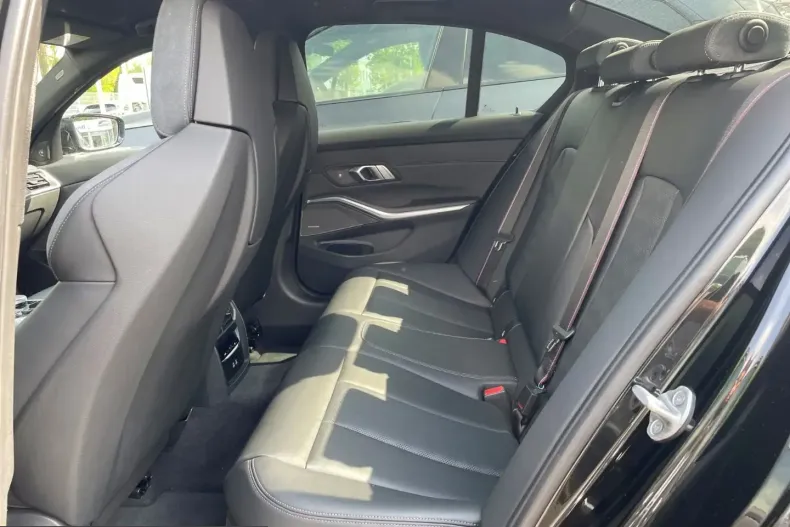 BMW M3 (Seria 3) din 2023 cu 38.152 km - oferta BMW244928 - foto 8