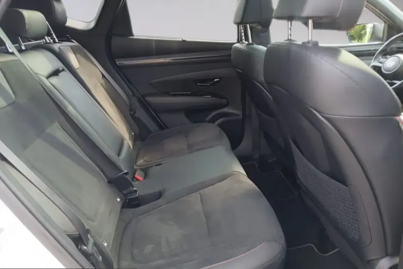 Hyundai Tucson din 2022 cu 41.215 km - oferta HYU244929 - foto 12