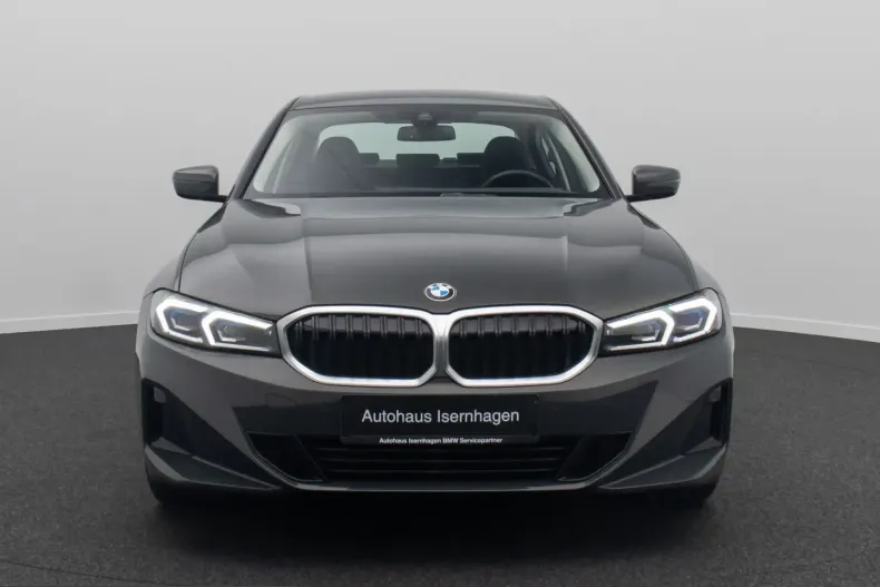 BMW 330 (Seria 3) din 2022 cu 72.563 km - oferta BMW244939 - foto 1