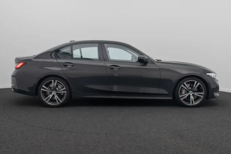 BMW 330 (Seria 3) din 2022 cu 72.563 km - oferta BMW244939 - foto 4
