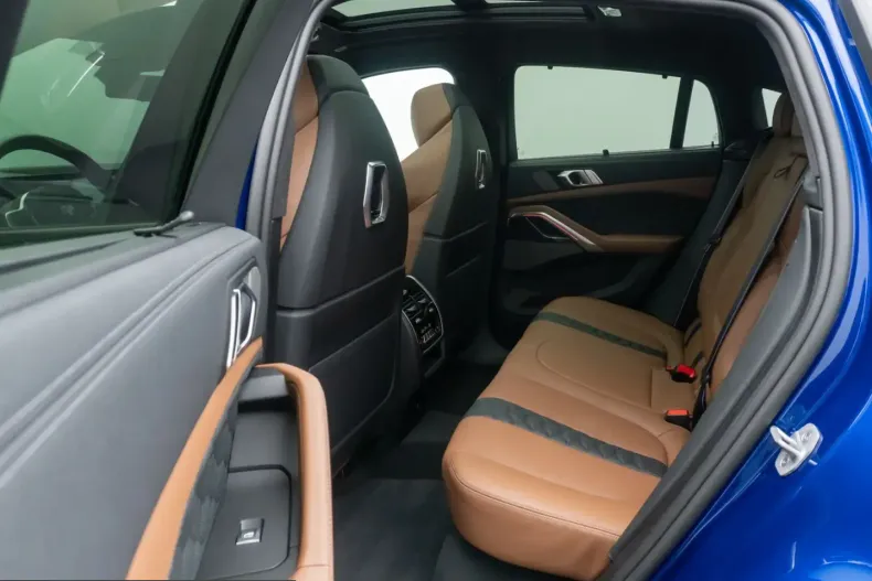 BMW X6 (Seria X) din 2025 cu 9.006 km - oferta BMW244945 - foto 24