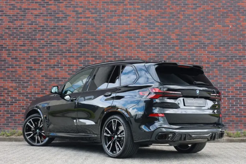 BMW X5 (Seria X) din 2025 cu 4.131 km - oferta BMW244948 - foto 2