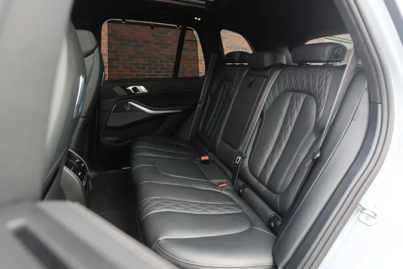 BMW X5 (Seria X) din 2025 cu 9.576 km - oferta BMW244950 - foto 34