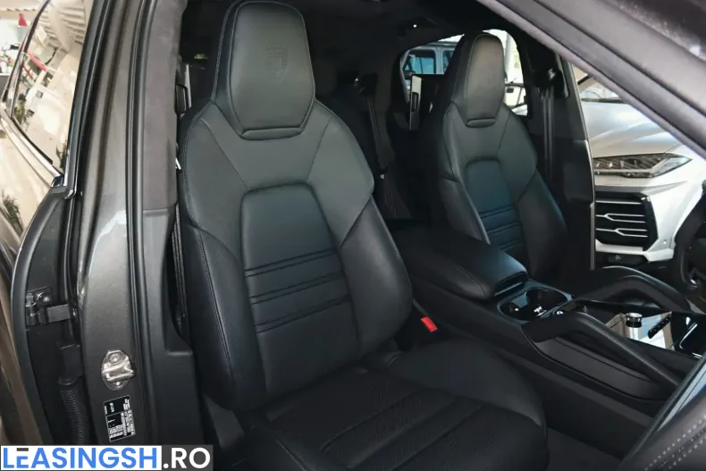Porsche Cayenne din 2024 cu 19.200 km - oferta POR244958 - foto 17