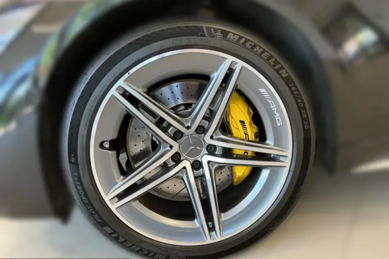 Mercedes-Benz AMG GT (Clasa GT) din 2025 cu 28.789 km - oferta MER244960 - foto 16