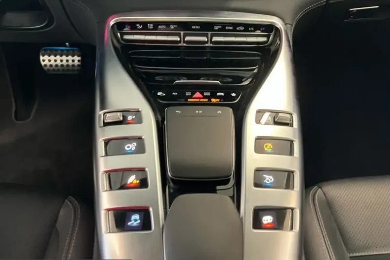 Mercedes-Benz AMG GT (Clasa GT) din 2025 cu 28.789 km - oferta MER244960 - foto 22