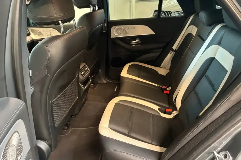 Mercedes-Benz GLE 63 AMG (Clasa GLE) din 2024 cu 31.900 km - oferta MER244961 - foto 12