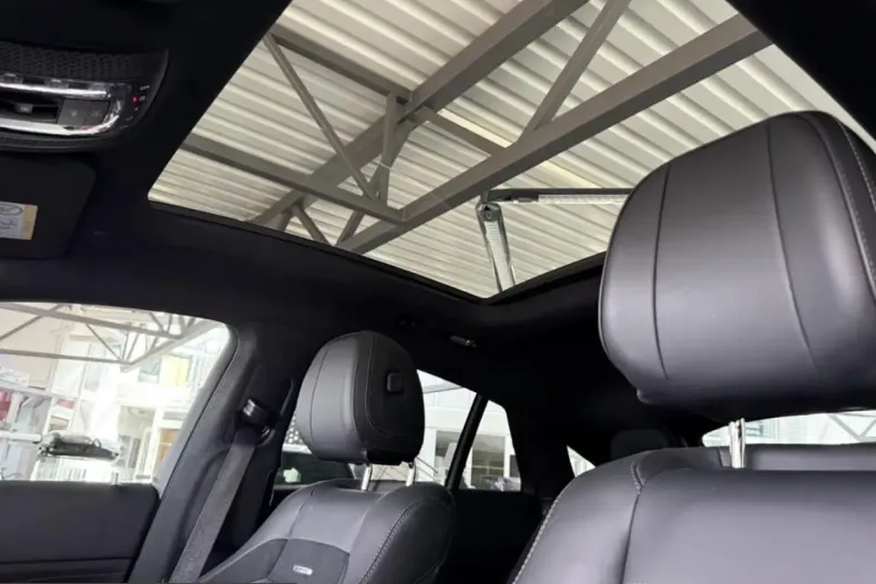 Mercedes-Benz GLE 63 AMG (Clasa GLE) din 2023 cu 50.000 km - oferta MER244964 - foto 4
