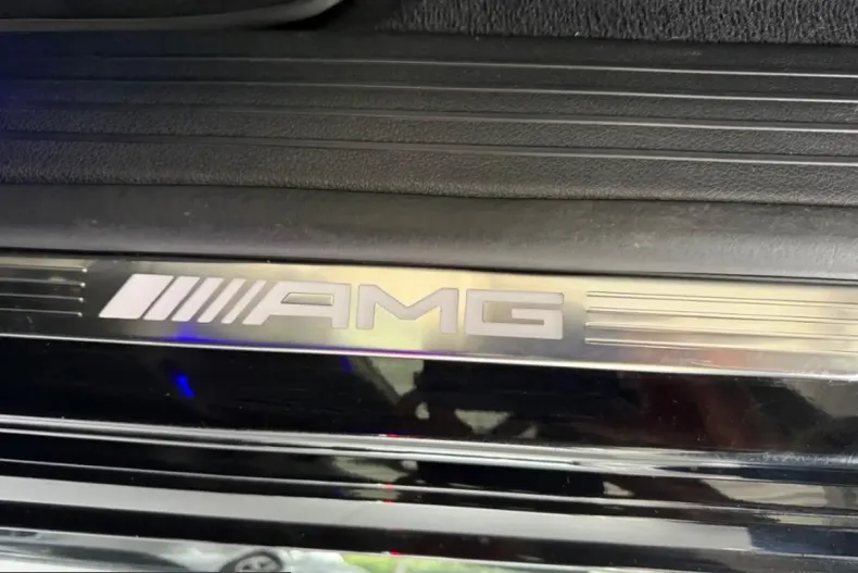 Mercedes-Benz GLE 63 AMG (Clasa GLE) din 2023 cu 50.000 km - oferta MER244964 - foto 17
