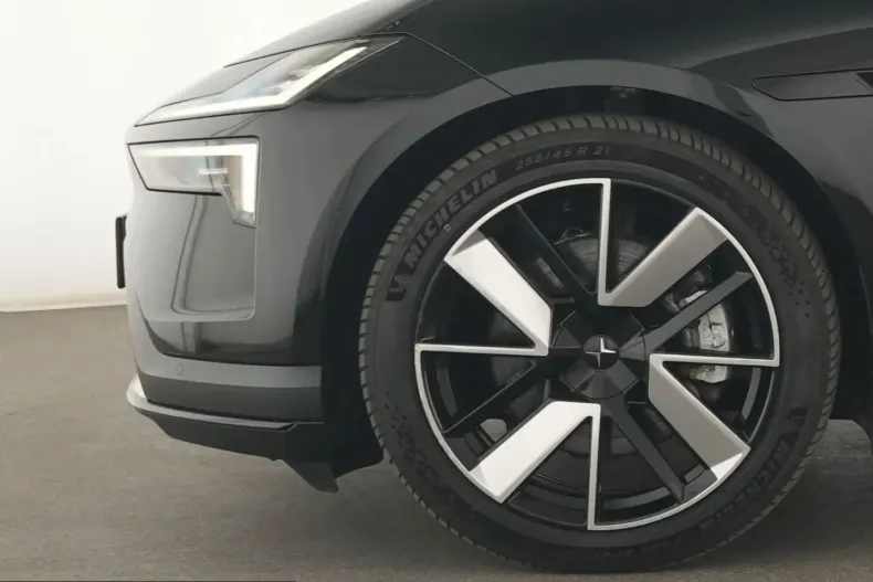 Polestar 4 din 2025 cu 35.240 km - oferta POL244965 - foto 12