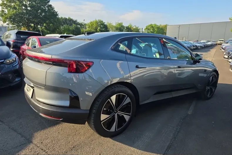 Polestar 4 din 2025 cu 6.709 km - oferta POL244970 - foto 28