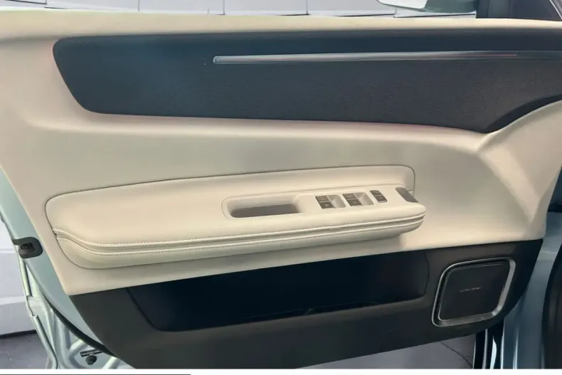 Polestar 4 din 2025 cu 29.595 km - oferta POL244972 - foto 12