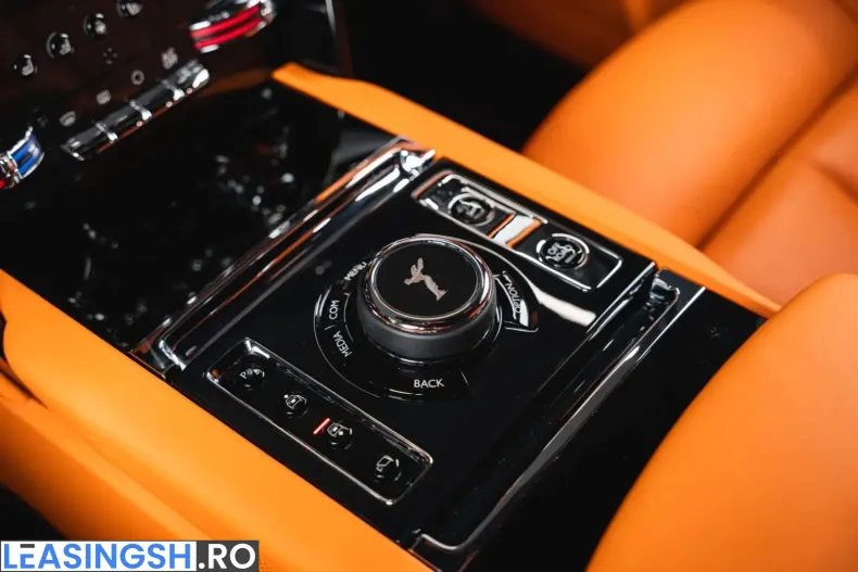 Rolls-Royce Cullinan din 2024 cu 11.500 km - oferta ROL244973 - foto 33