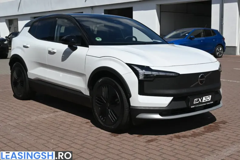 Volvo EX30 din 2025 cu 4.460 km - oferta VOL244974 - foto 7