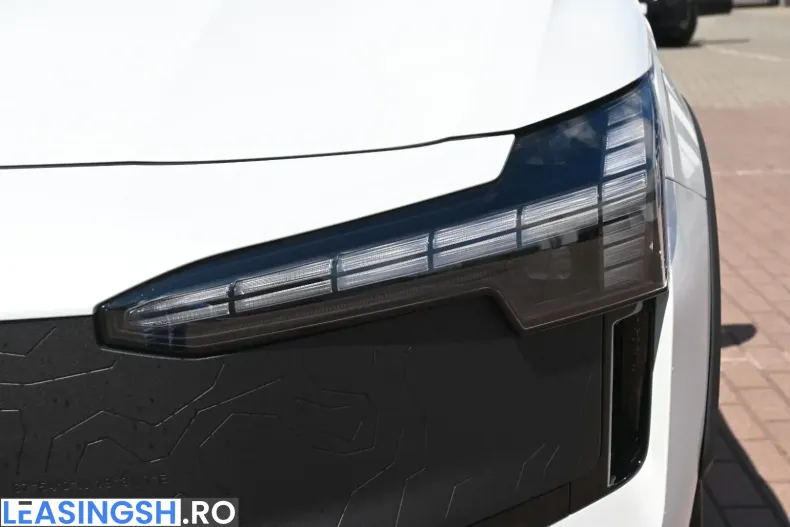 Volvo EX30 din 2025 cu 4.460 km - oferta VOL244974 - foto 10