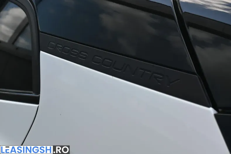 Volvo EX30 din 2025 cu 4.460 km - oferta VOL244974 - foto 13