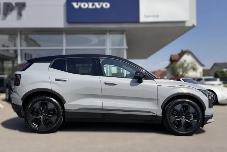 Volvo EX30 din 2025 cu 8.000 km - oferta VOL244975 - foto 3
